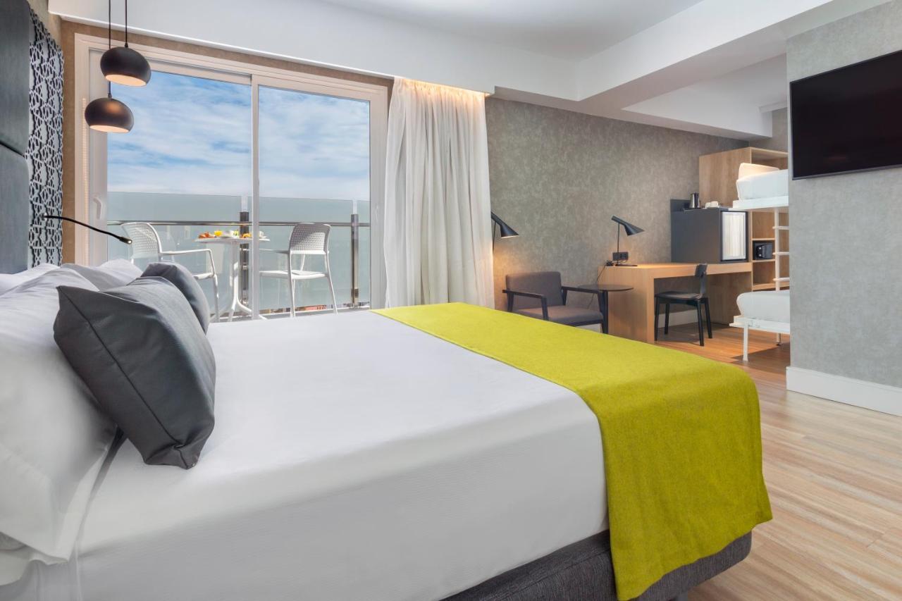 Catalonia Giralda Hotel