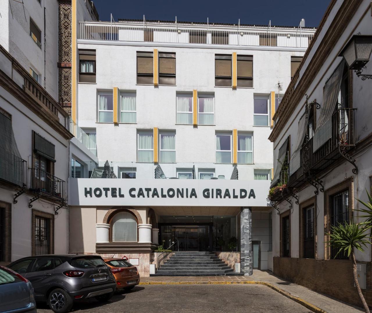 Hotel Catalonia Giralda 4*